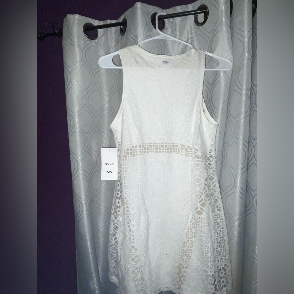 cute little white dress, brand new, never touched!!